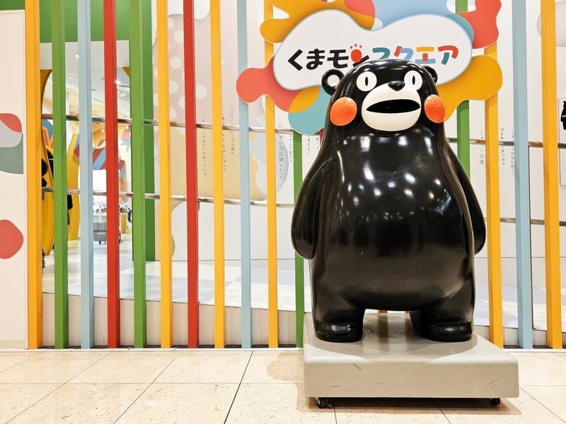 Chú gấu đen Kumamon đáng yêu là linh vật của Kumamoto