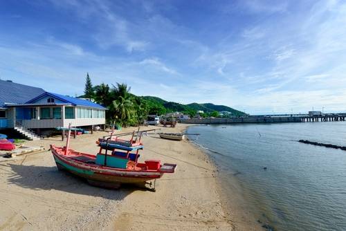 อ่าวอุดม ที่เที่ยวศรีราชา