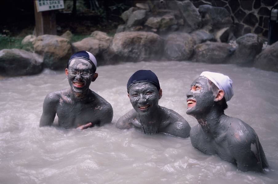 น้ำพุร้อนไต้หวัน กวนจื่อหลิง (Guanziling Hot Springs)