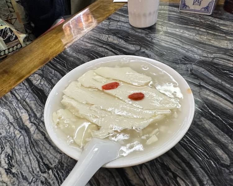 Douhua, the Silken Tofu món ăn truyền thống nổi tiếng của Thành Đô.