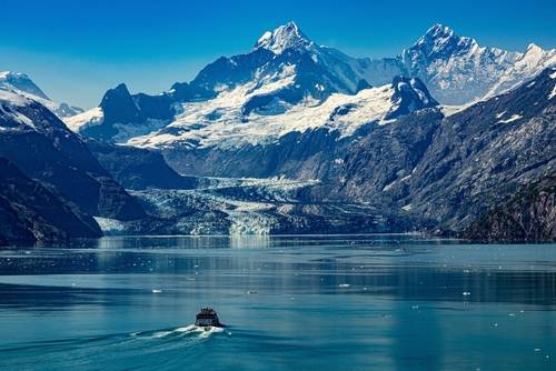 อุทยานแห่งชาติกลาเซียร์ เบย์ (Glacier Bay National Park and Preserve)