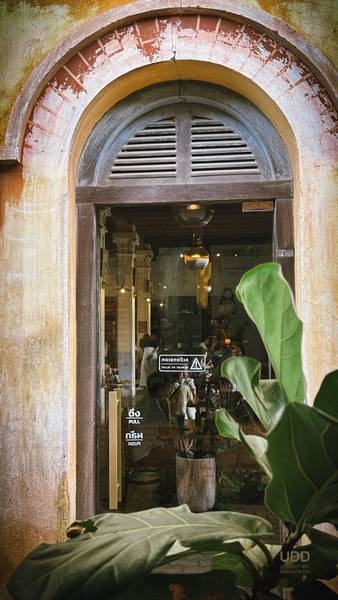 UDD Udomdetwat Café and Bistro 