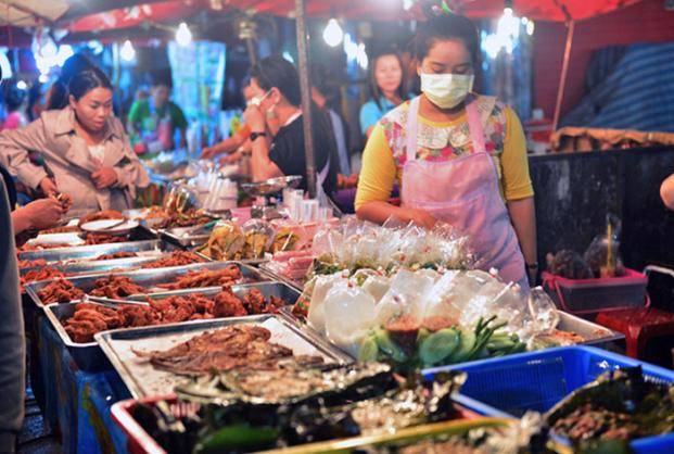 culinary at night market chiang mai