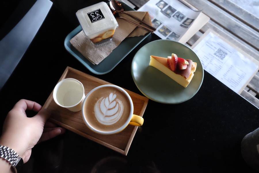 33 Café