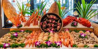 Review buffet La Vela: Trải nghiệm buffet 5 sao tại Sài Gòn, Traveloka VN