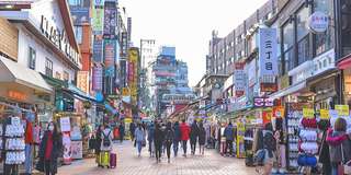 Dongdaemun Seoul: Thiên đường mua sắm không ngủ, Traveloka VN