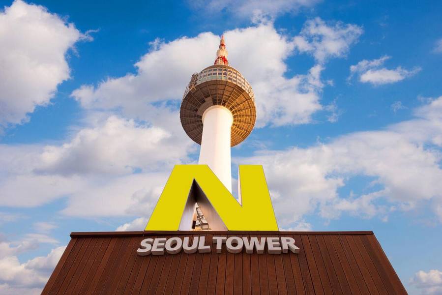 N Seoul Tower là biểu tượng nổi tiếng của Seoul.