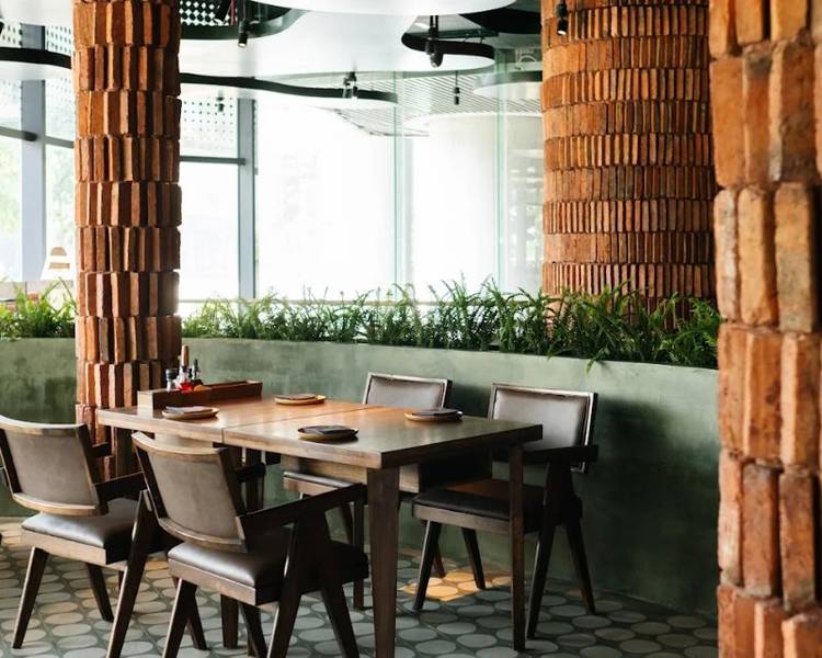 Trải nghiệm ẩm thực tại các nhà hàng sang trọng tại Thiso Mall.