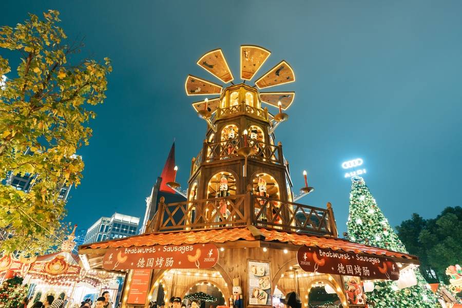 Why Christmas in Shanghai Is Special
