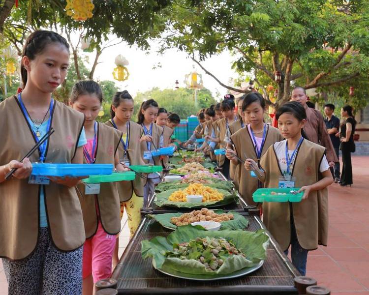 Khóa tu mùa hè là hoạt động được các bạn trẻ yêu thích nhất tại chùa Địa Tạng Phi Lai.