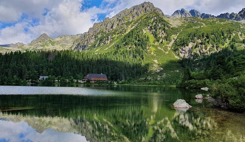 Chinh phục đỉnh Gubałówka là một trải nghiệm tuyệt vời tại Ba Lan. 