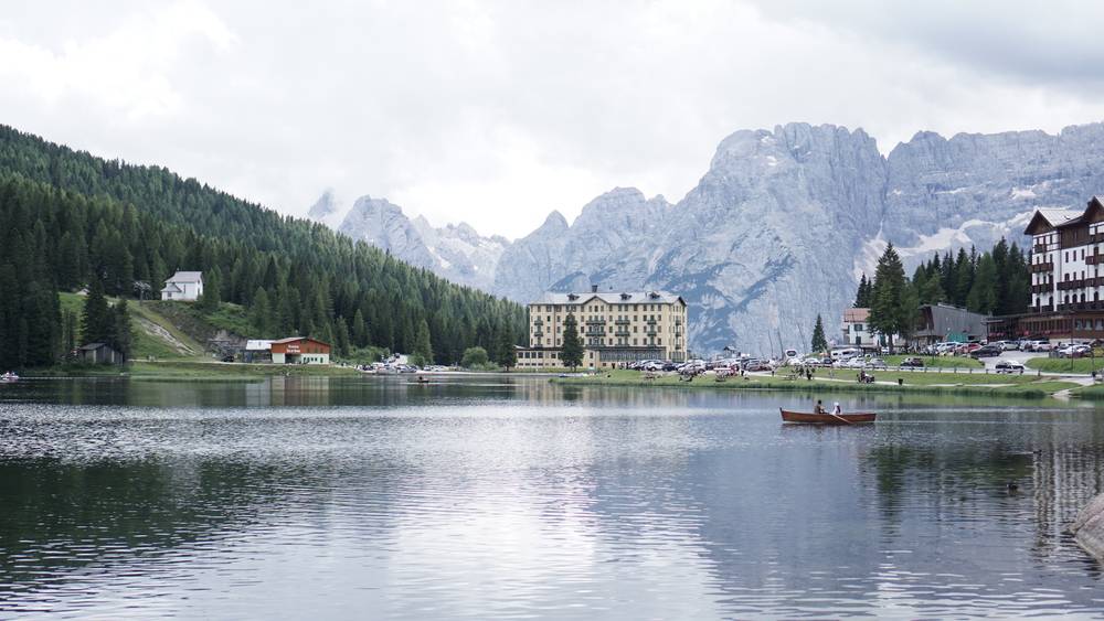 ทะเลสาบ Misurina