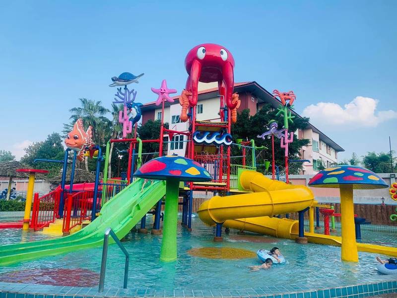 ยูโซเทล วอเตอร์แลนด์ (Usotel Waterland) – อุดรธานี