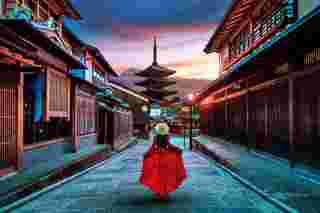 Japanese Etiquette & Culture Guide for US Travelers
, Global Traveller
