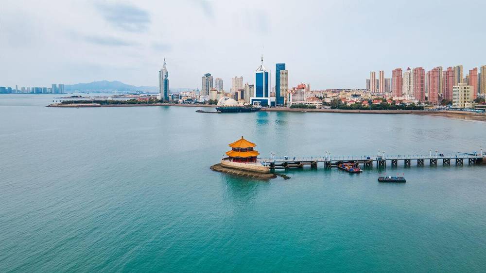 Zhanqiao mang vẻ đẹp bình yên giữa sóng biển và thời gian. 