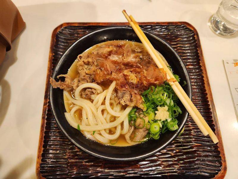 Nhắc đến ẩm thực Nhật Bản, Udon sẽ luôn nằm trong danh sách must try đó ~