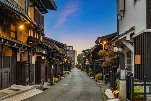  เขตเมืองเก่าทาคายามะ (Takayama Old Town)