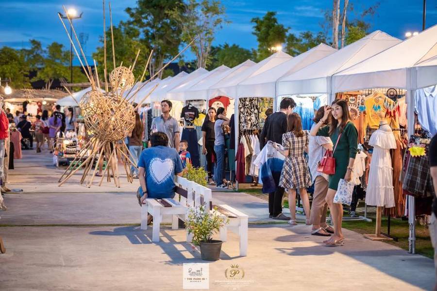  ถนนคนเดินบางแสน