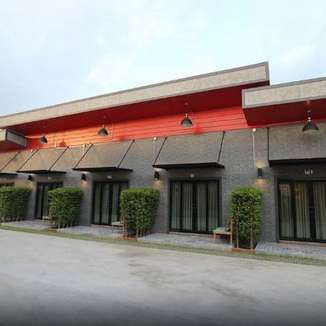 One Beat Vintage & Bistro