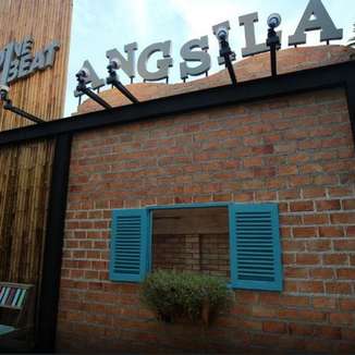 One Beat Vintage & Bistro