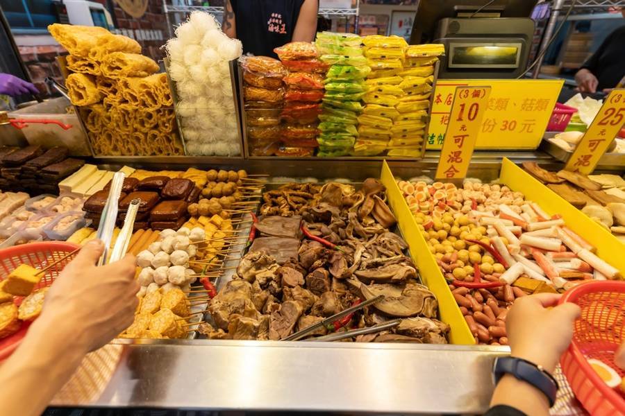 Why Visit Night Markets in Taichung?