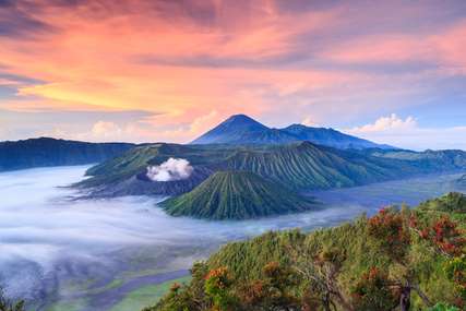 Outdoor Adventures in Indonesia: Trekking, Diving & Nature Escapes, Global Traveller