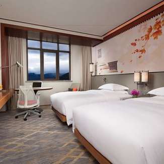 Hilton Garden Inn Shangri-La