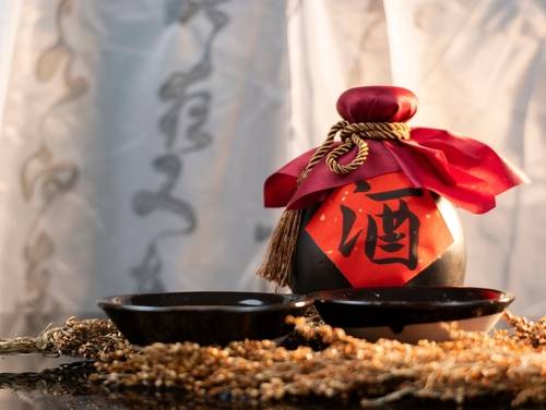 แอลกอฮอล์จีน