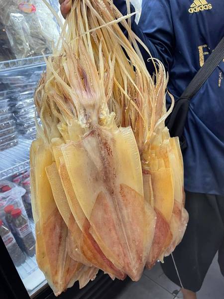 ปลาหมึกแห้ง