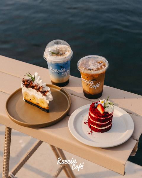 Roccia Cafe ร็อคเซียคาเฟ่