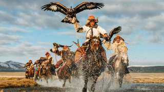 Mengenal Pakaian Adat Mongolia: Filosofi, Detail Material, dan Panduan Wisata Budaya Lengkap, Mas Bellboy