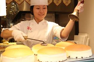 ขนมเค้กชีส Rikuro Ojisan Cheesecake