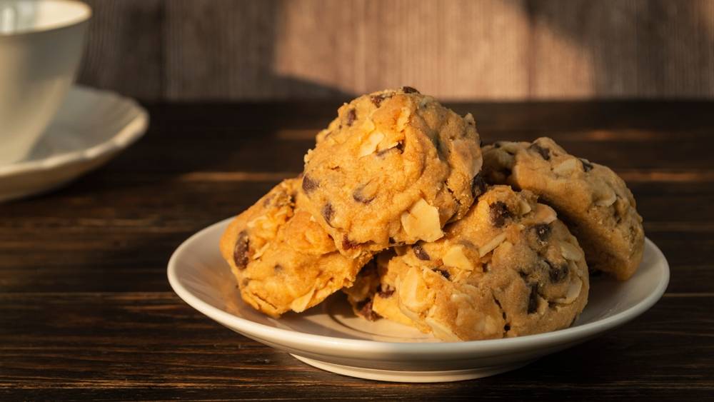 Almond and Butter Cookies