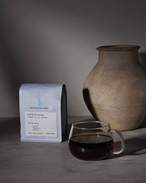 กาแฟอเมริกาจากStarbucks Reserve หรือแบรนด์กาแฟท้องถิ่น