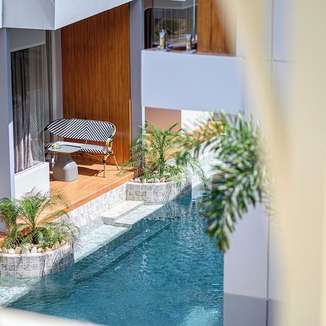 คาเวียร์ เกาะล้าน (Kaviel Kohlarn)