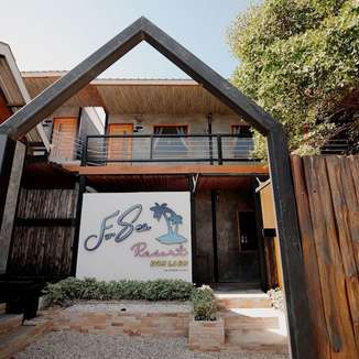 แฟนซี รีสอร์ต เกาะล้าน (Fancy Resort)