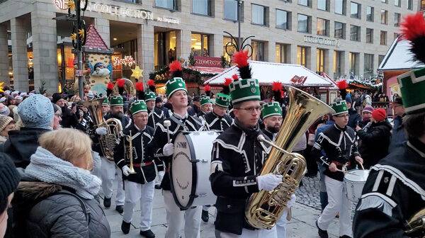 Dresden Striezelmarkt - เดรสเดน (Dresden), เยอรมนี
