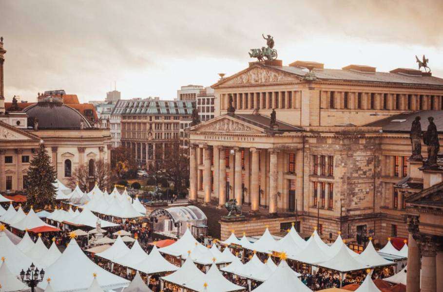 WeihnachtsZauber Kunsthandwerk Gendarmenmarkt - เบอร์ลิน (Berlin), เยอรมนี