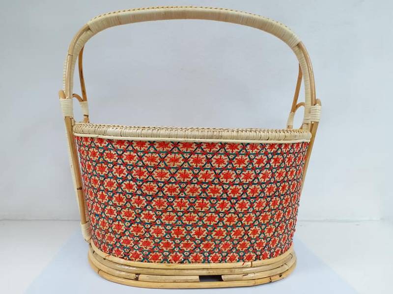 เครื่องจักสานจากไม้ไผ่และหวาย