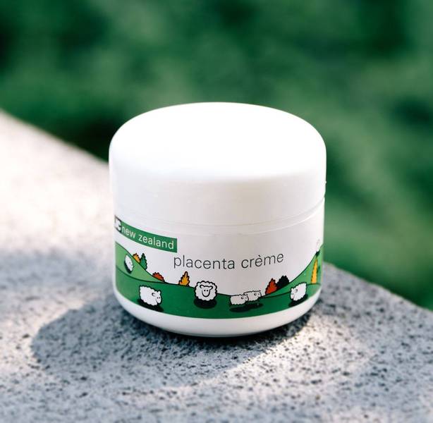 ครีมรกแกะ (Placenta Cream)