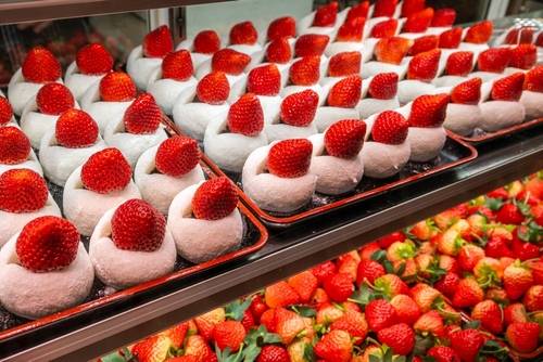 ขนมไดฟุกุสตรอว์เบอร์รี่ (Ichigo Daifuku)