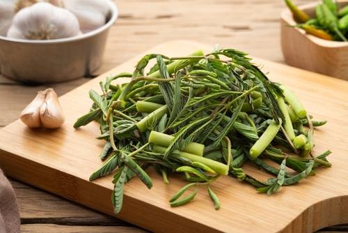 ผักกระเฉด