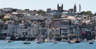 Intip Guernsey, Pulau Cantik di Selat Inggris yang Bersejarah, 3 min read