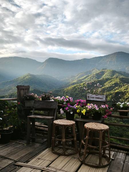 ม่อนซ่อนแก้วคาเฟ่