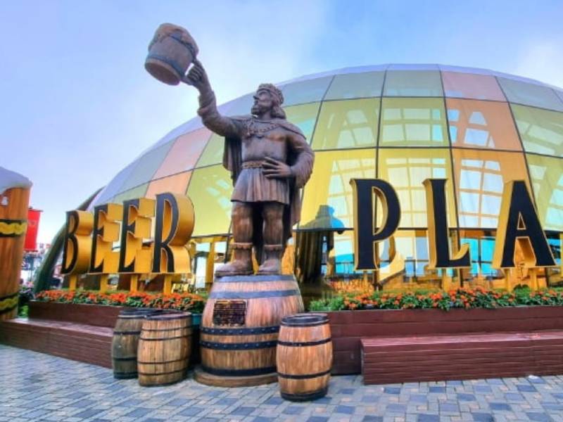 Beer Plaza