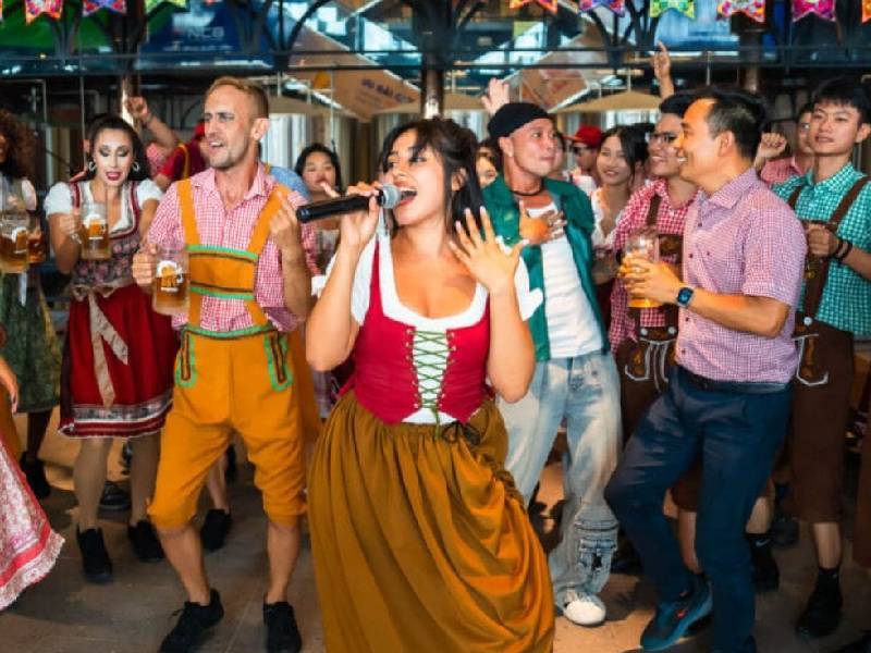 không khí tại Beer Plaza