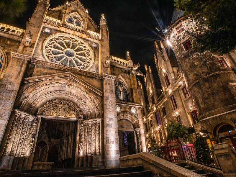 Bà Nà By Night lung linh