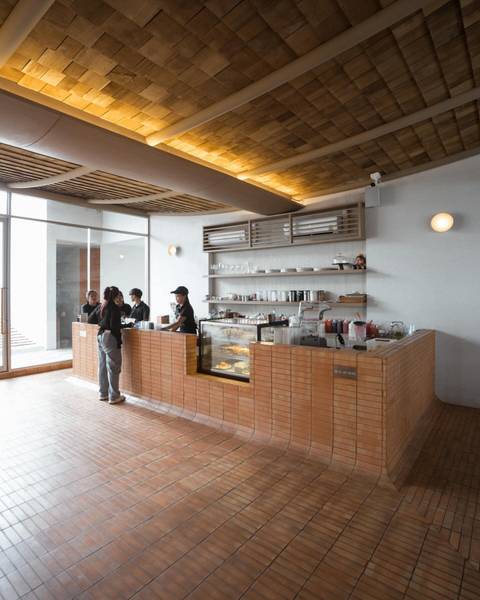 Palyn Cafe & Eatery Samaesarn