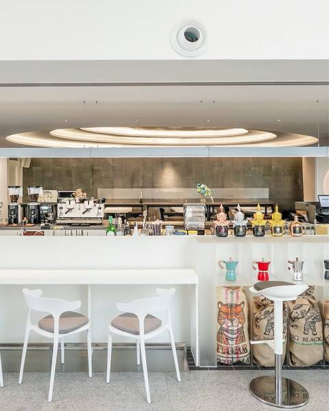 Raydus Cafe & Bar - Suvarnabhumi 