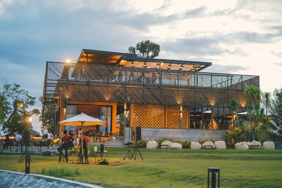 The wayo cafe & restaurant